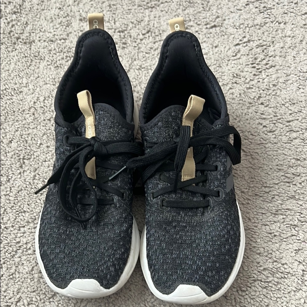 Adidas size 6 1/2 on cloud